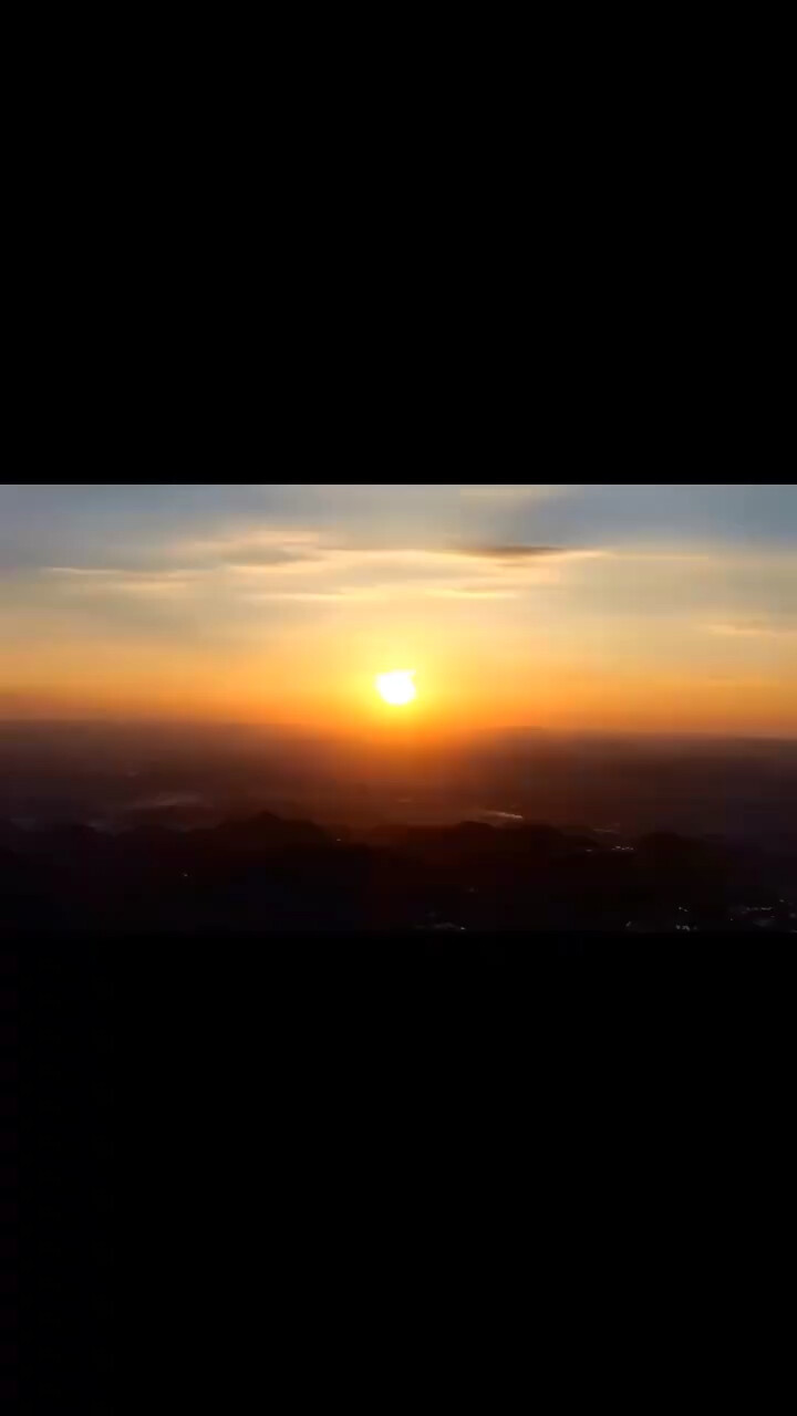 在飞云之下
