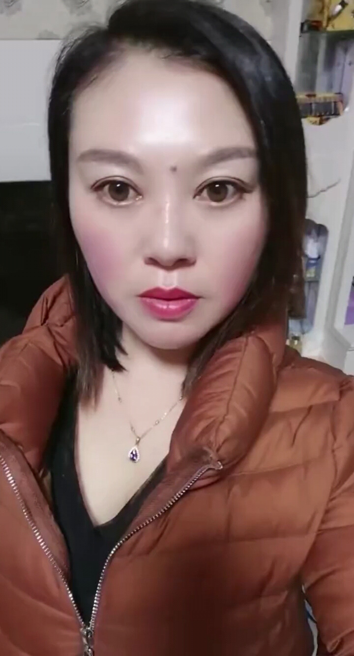 爱的花香（伴奏）