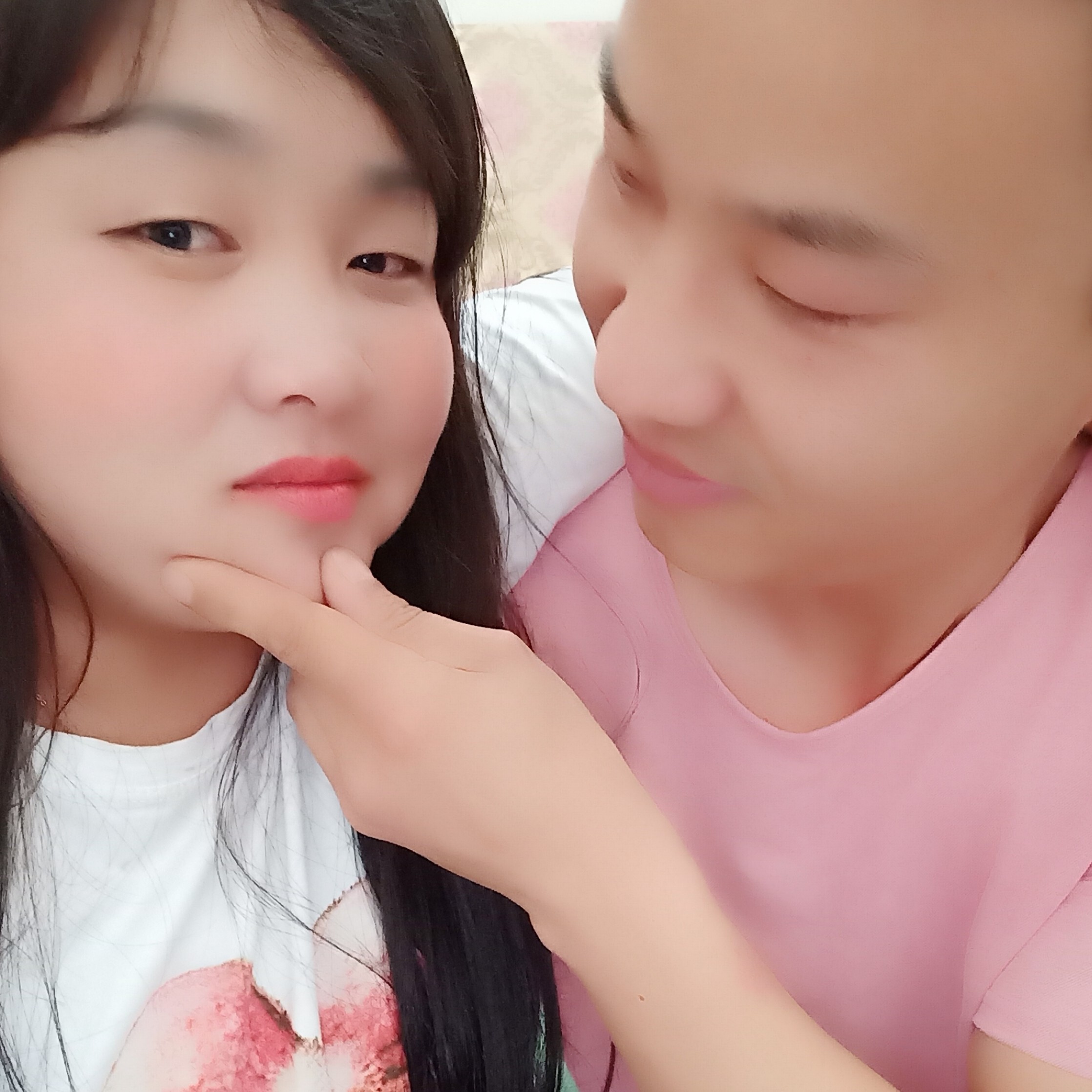 无敌👄爱歌海报