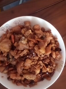 自创辣子鸡，吃起来爽极了哈哈