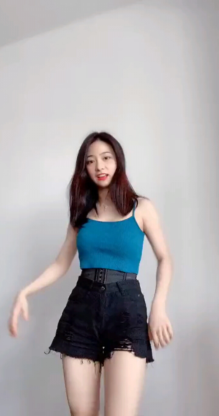 岁月悠长，山和无恙