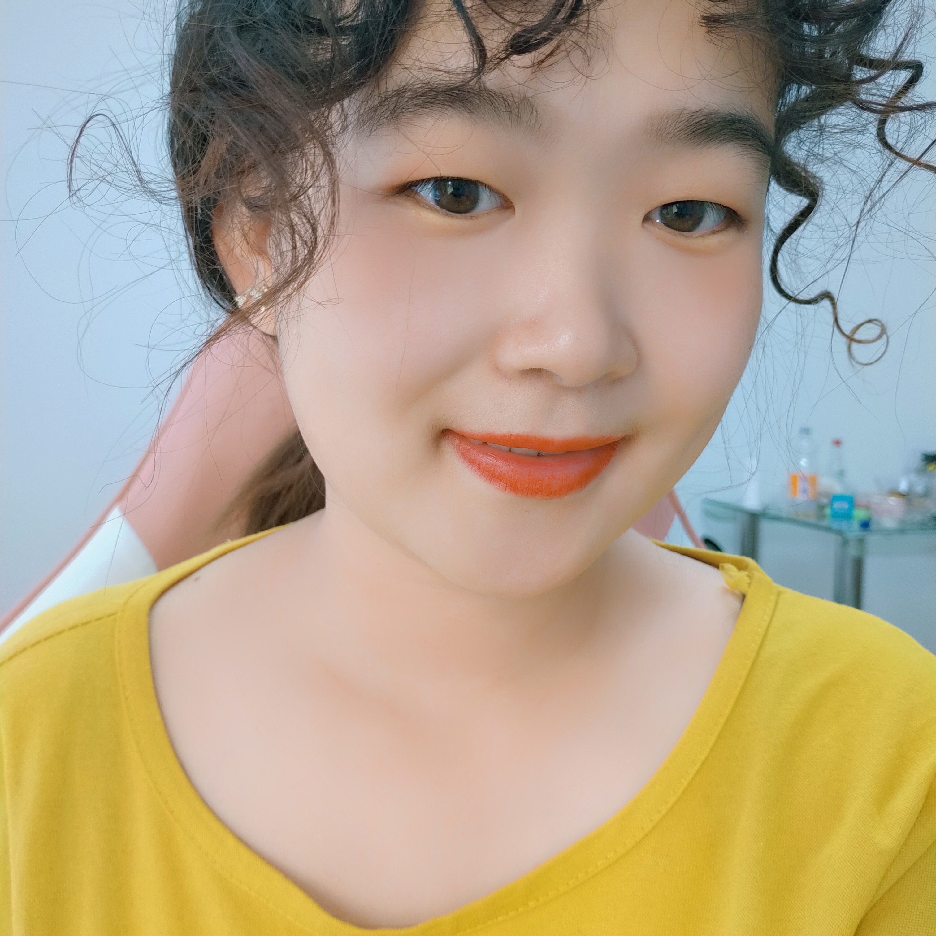 新人鑫慧慧求守护海报