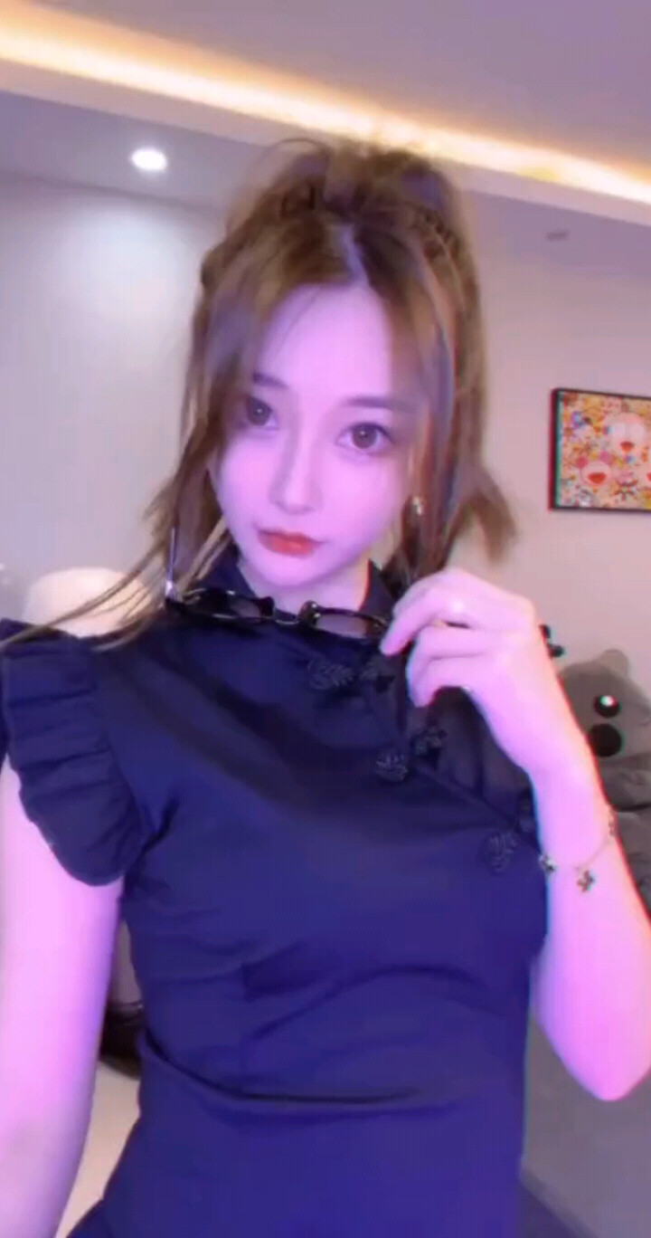 余生很贵，请别浪费，往事不回头