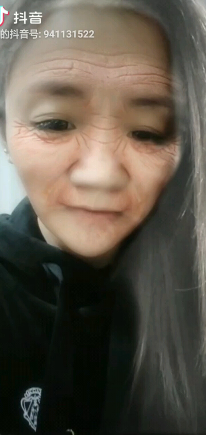 多少人曾爱慕你年轻时的容颜