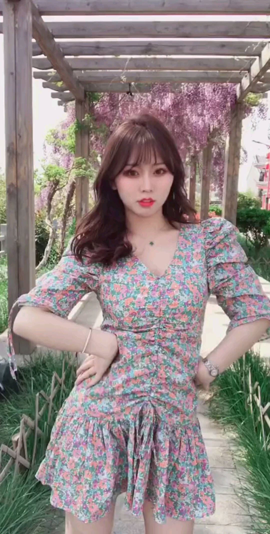 别迷茫，多去看点书，把内涵提升