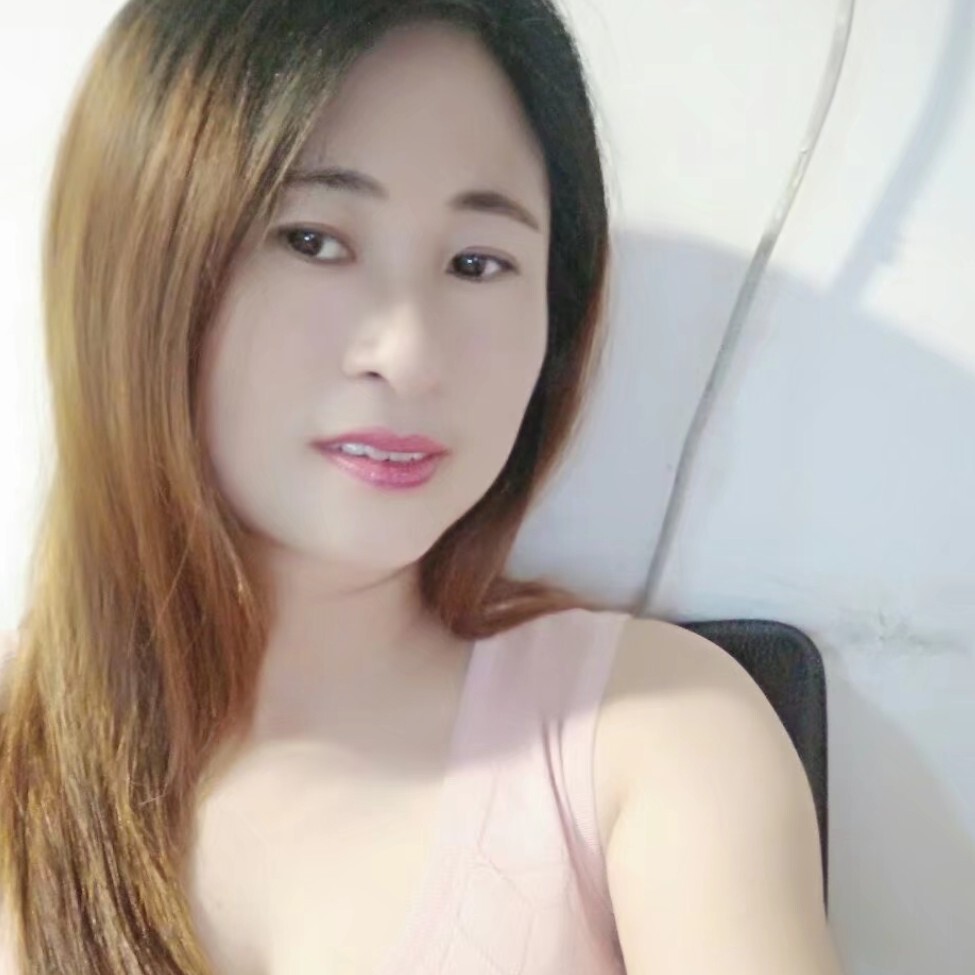 彩凤m海报