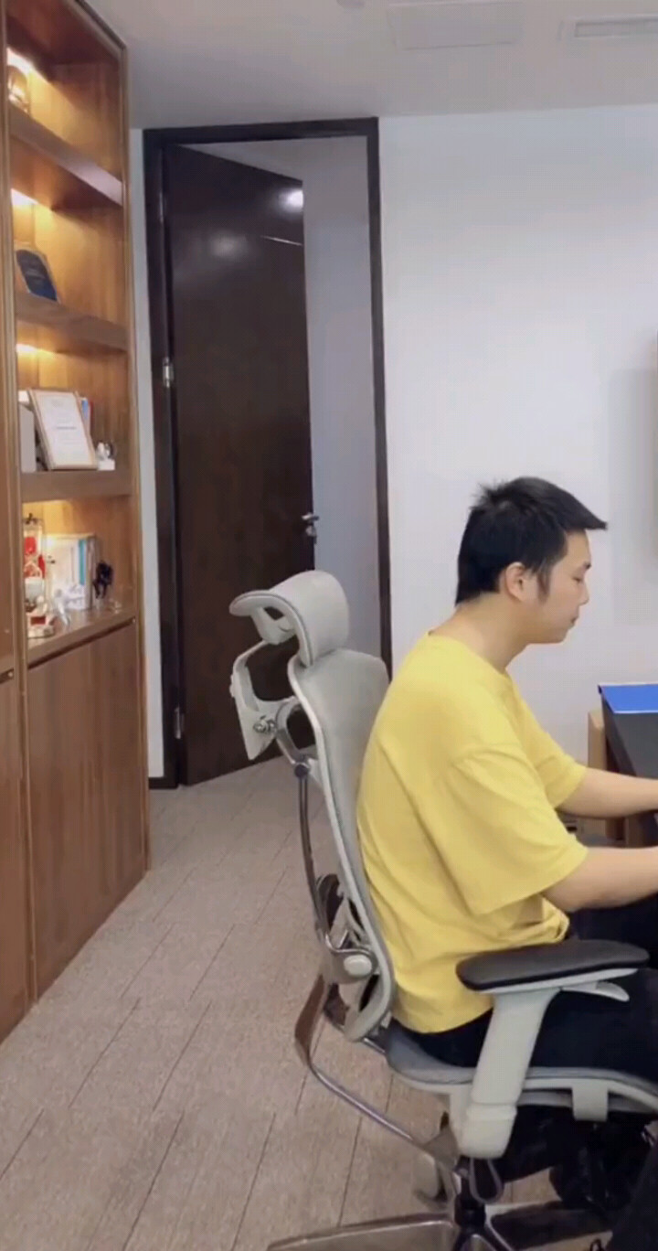 人生不可能一帆风顺，生活不可能