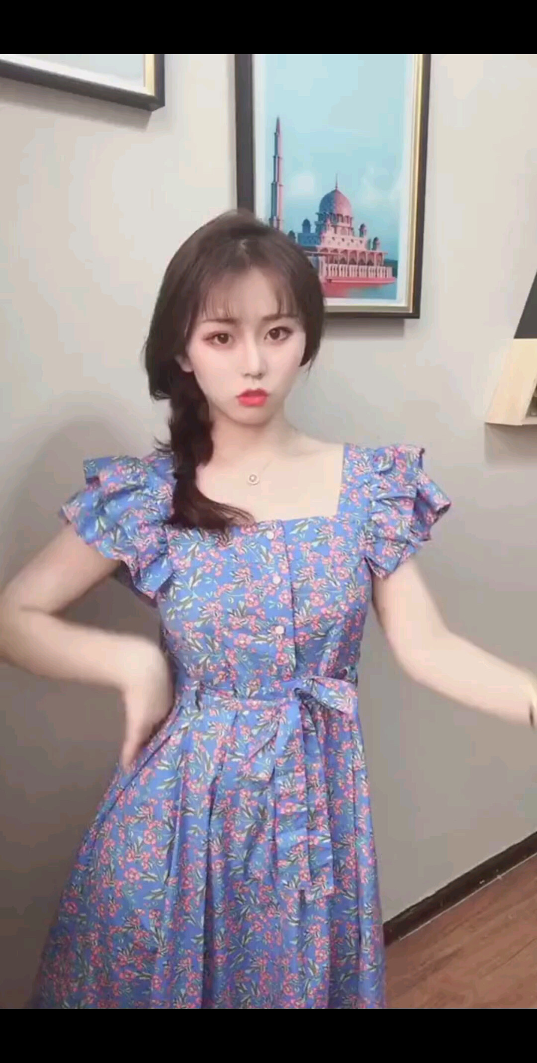 生活不是用来妥协的，你退缩得越