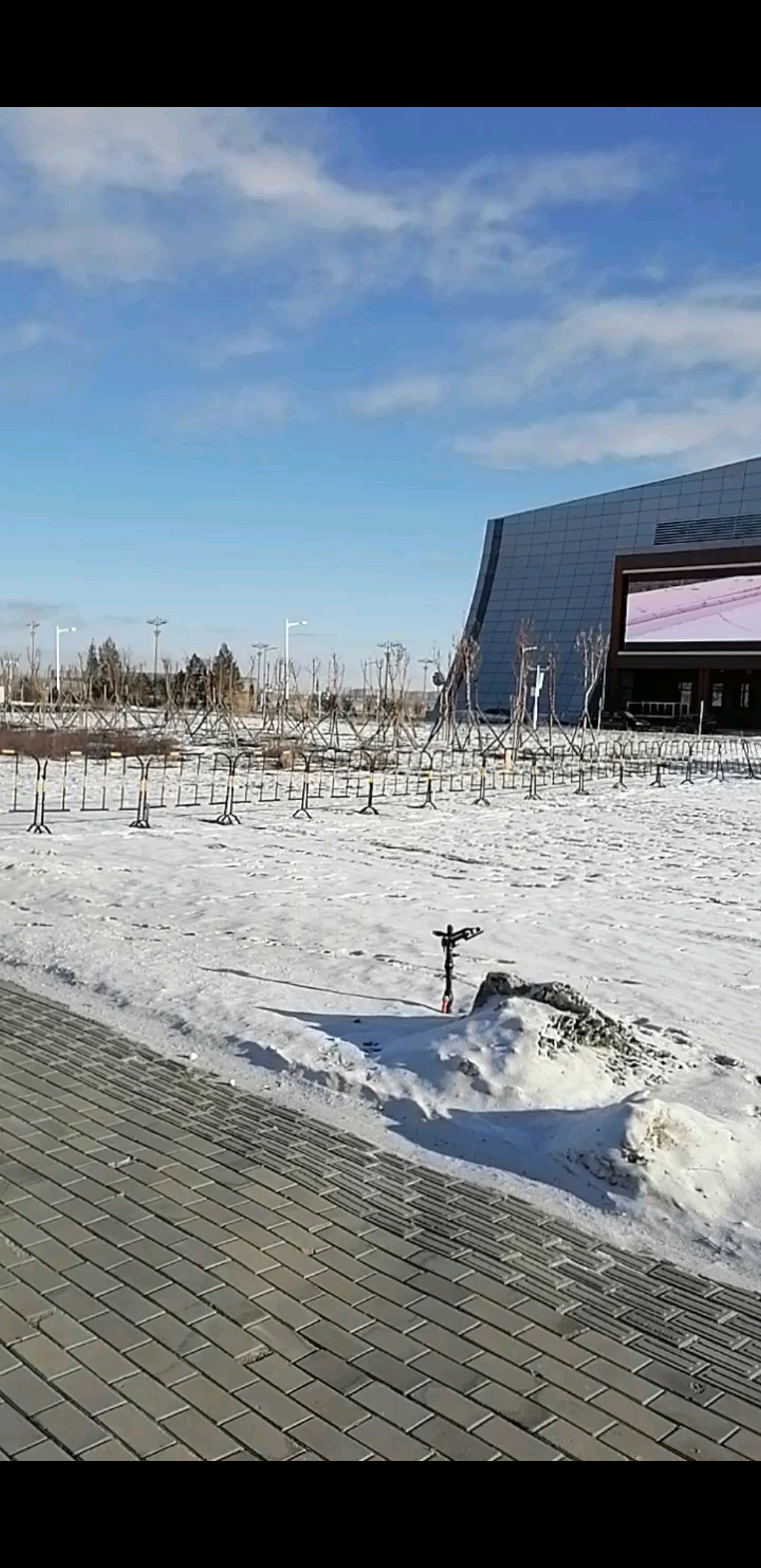 呼伦贝尔冬运会滑雪，滑冰场地。