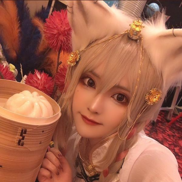 莉莉媚娘海报