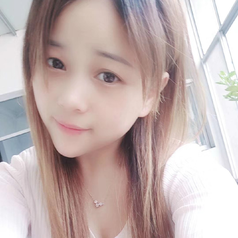 迷人的曼儿海报