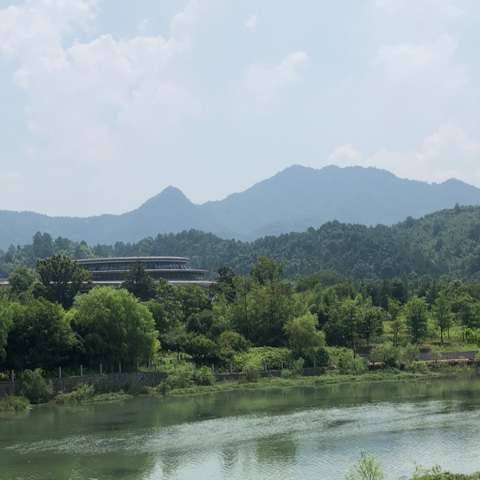 緣汾ㄅ殘蒛哋芣茬唍羙海报