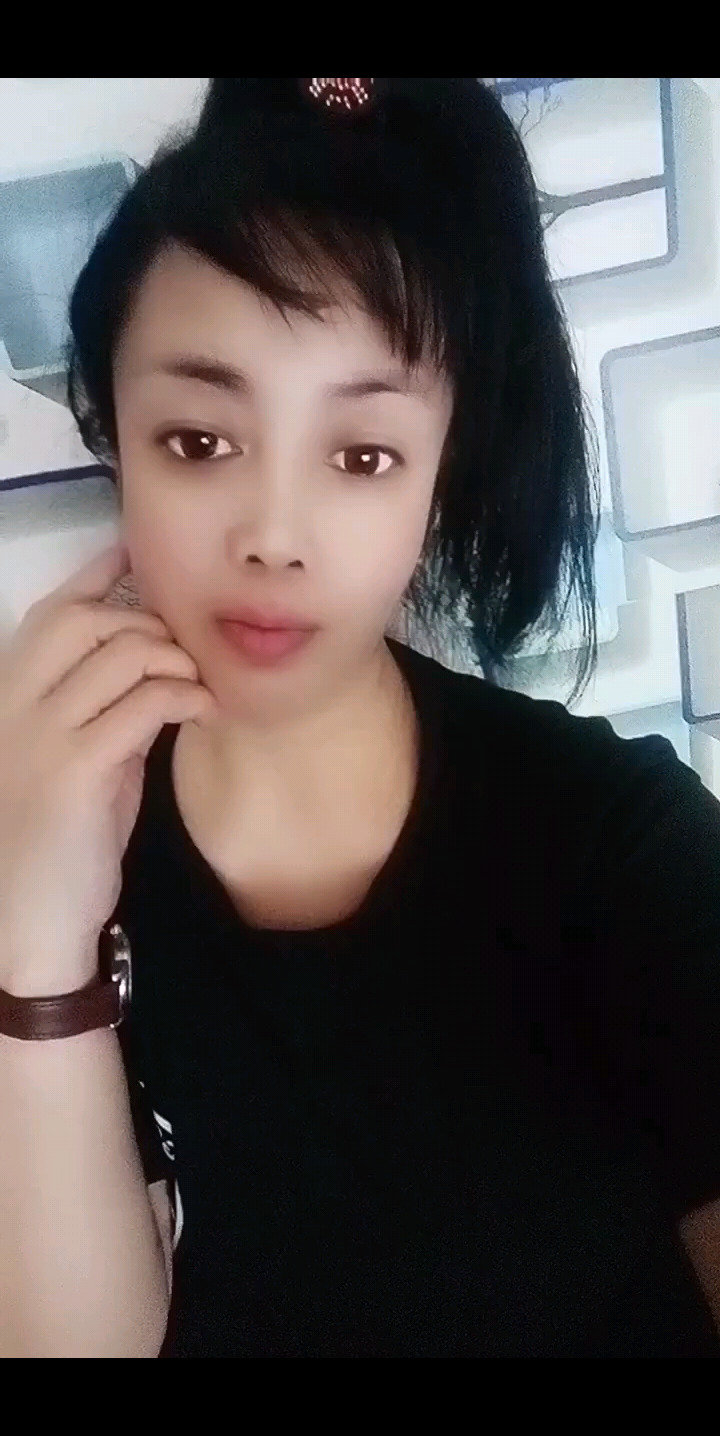 无聊，拍个视频，露个