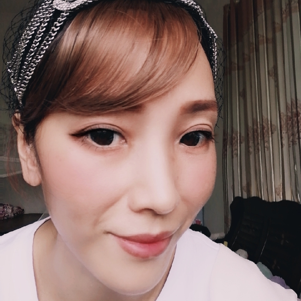 汏尐姐💝海报