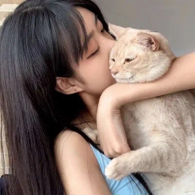 meeᥬ😂᭄海报