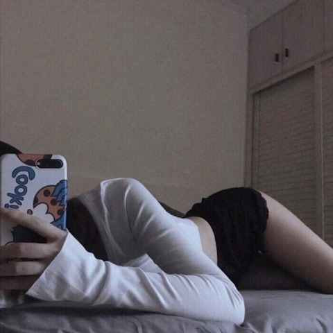 🦊奶尤🐾海报