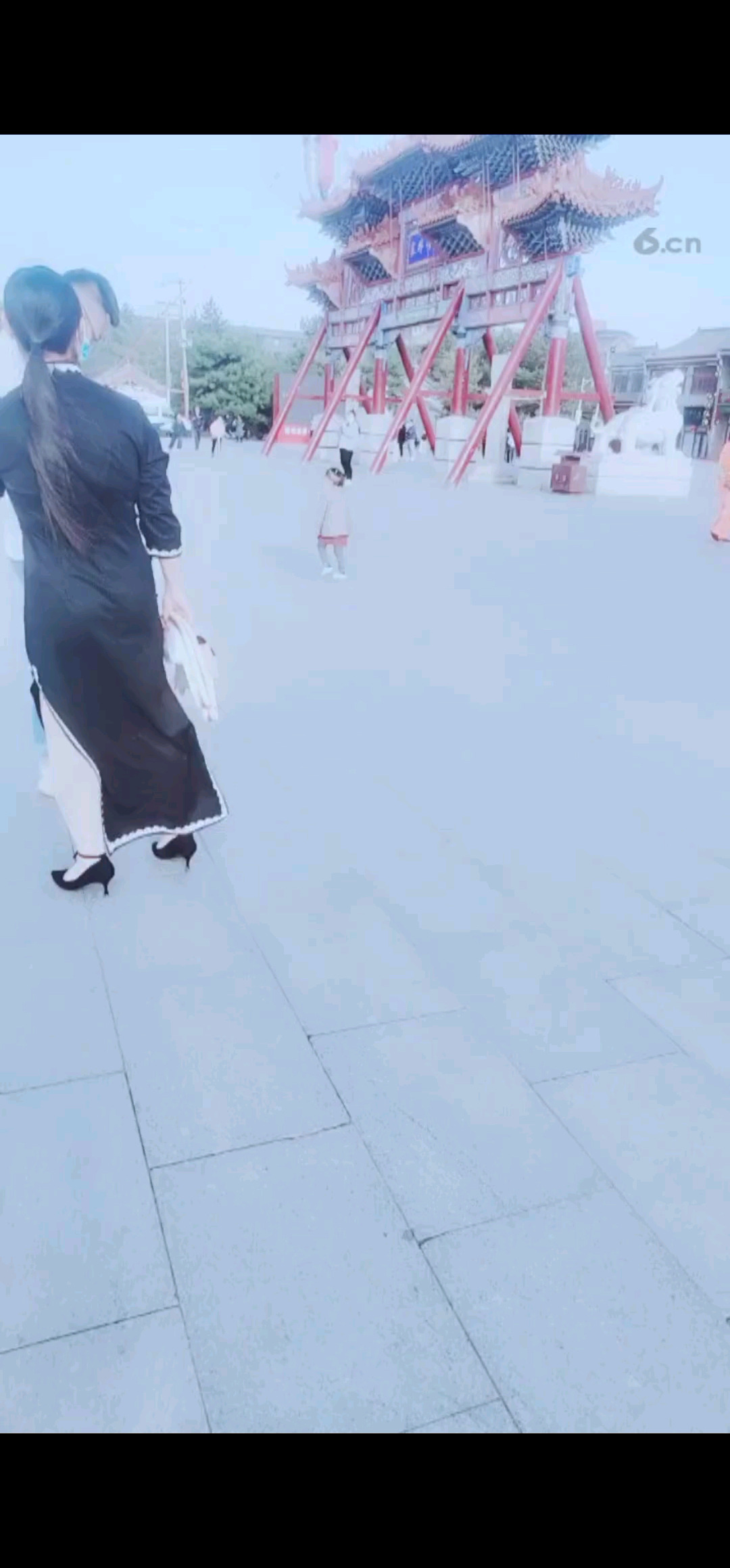 咦，