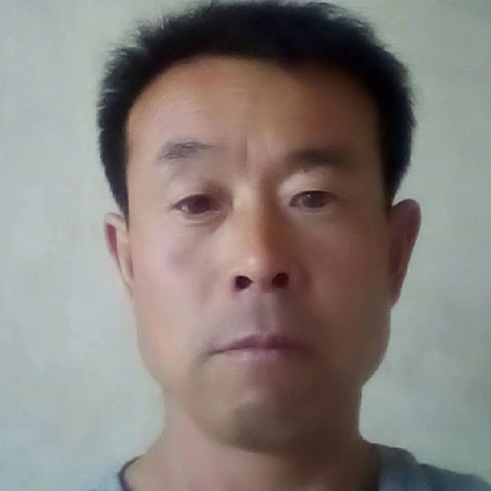 爱吃糖果的兔宝宝海报