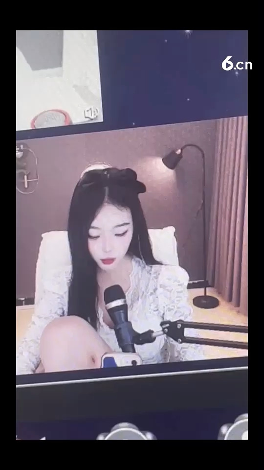 被tou拍了哈哈哈哈