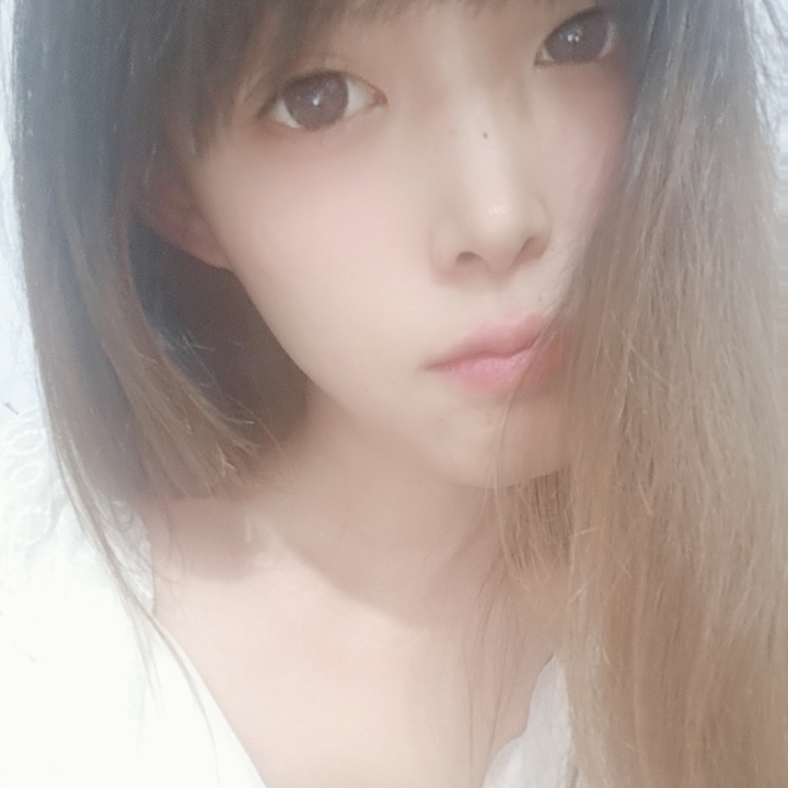 陌路...孑然一身海报