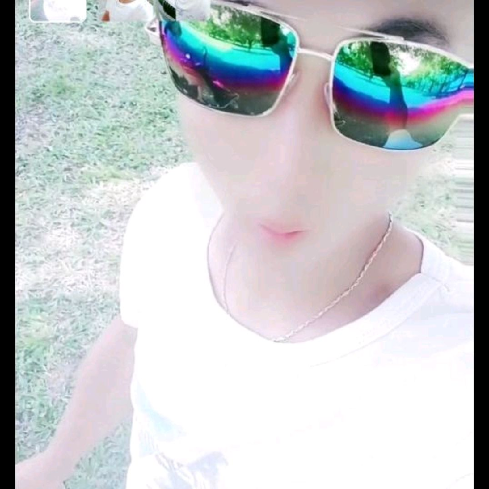 妄想陪你到老海报