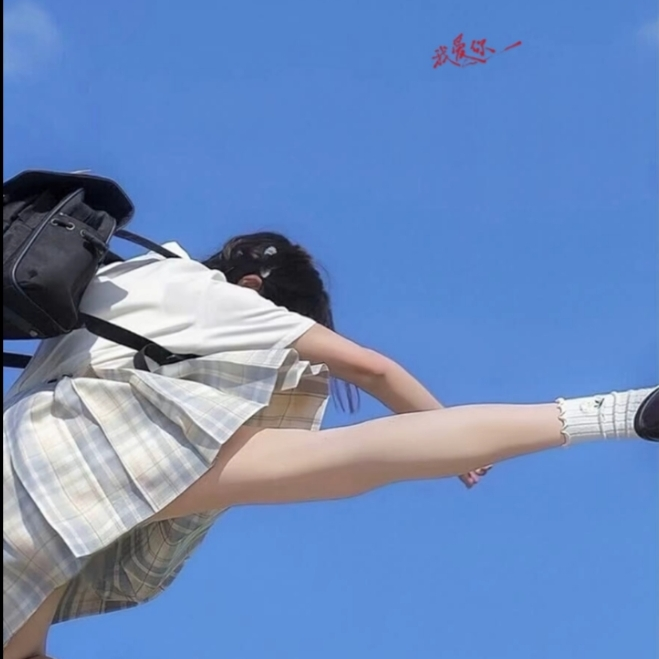 玫瑰仅予她a海报