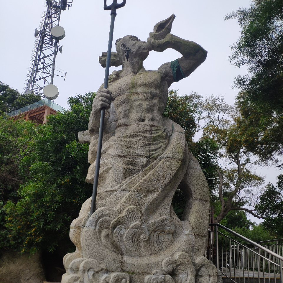 北起来海报