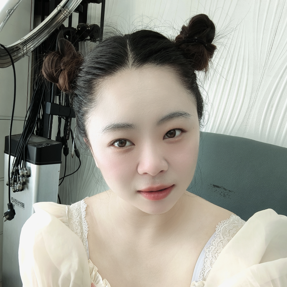 受傷的玛尔誰疼海报
