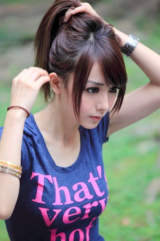 zqc★凌薇个人动态 - zqc★凌薇直播间 - 美女视频聊天交友-六间房